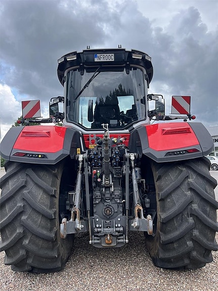 Massey Ferguson 8S 305 Dyna VT 3 of 9