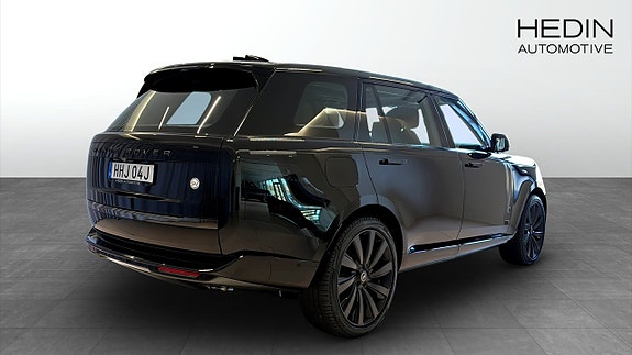 Land Rover Range Rover 2 of 5