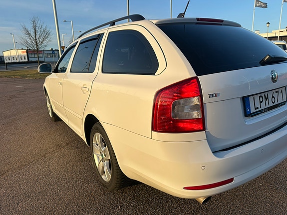 Skoda Octavia 4 of 5