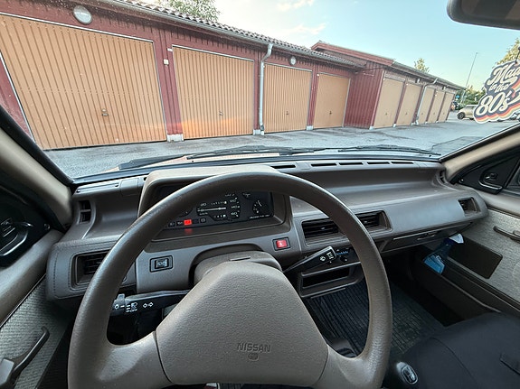 Nissan Micra 3 of 5