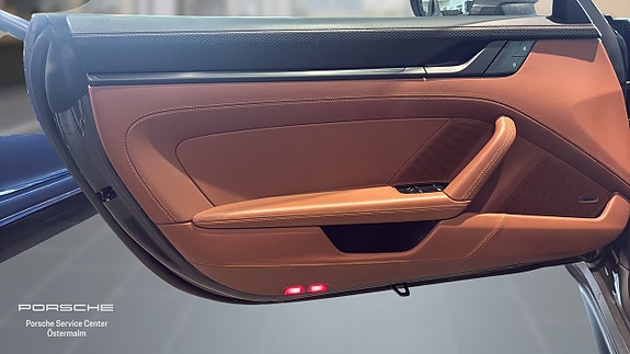 Porsche 911 6 of 15