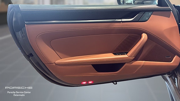 Porsche 911 6 of 15
