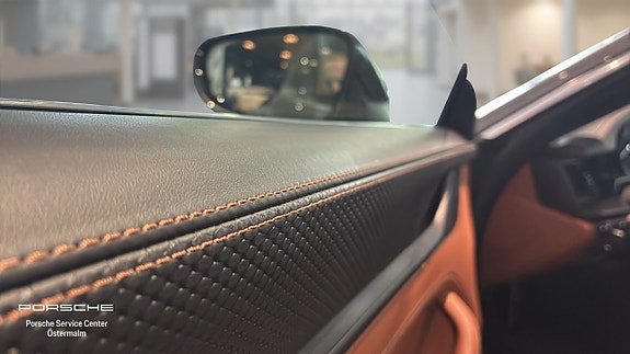 Porsche 911 12 of 15