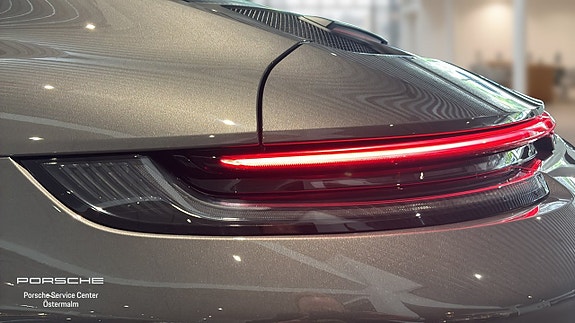 Porsche 911 10 of 15