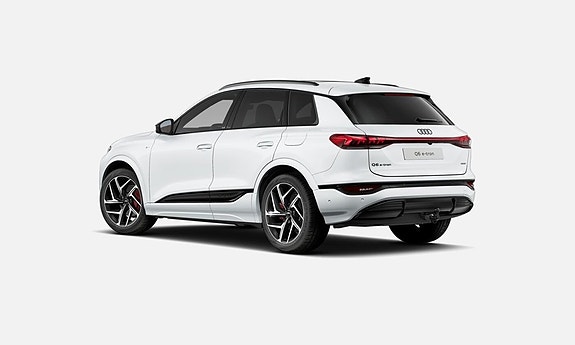 Audi Q6 e-tron 4 of 5