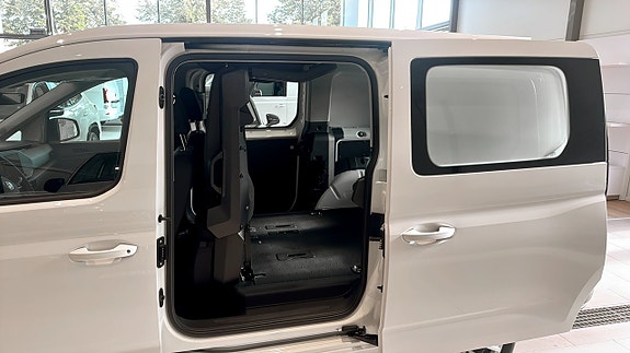 Volkswagen Caddy Maxi 15 of 15
