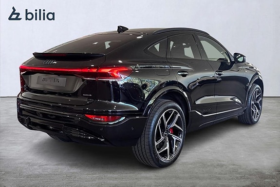 Audi Q6 e-tron 5 of 5