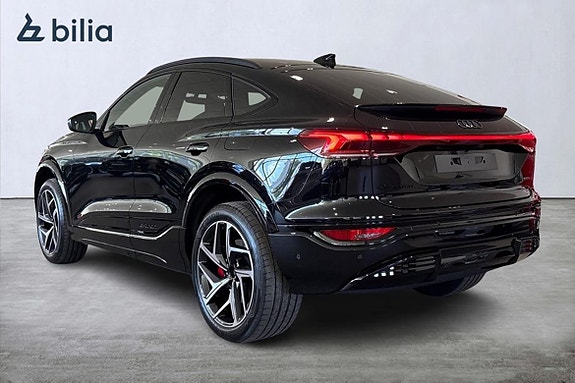 Audi Q6 e-tron 3 of 5