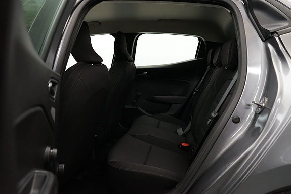 Renault Clio 7 of 13