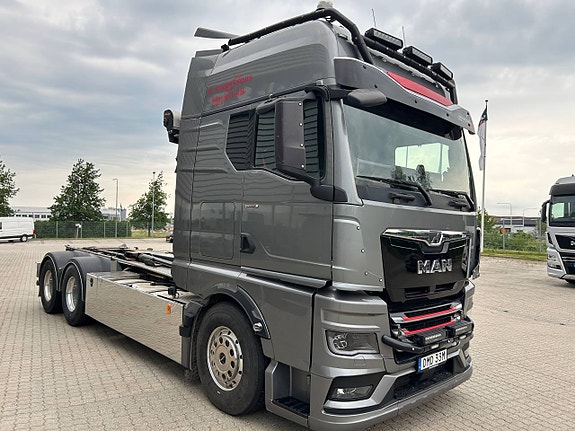MAN TGX 26.510 6x4-4 Individual