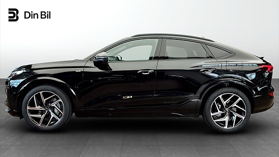 Audi Q6 e-tron 2 of 5