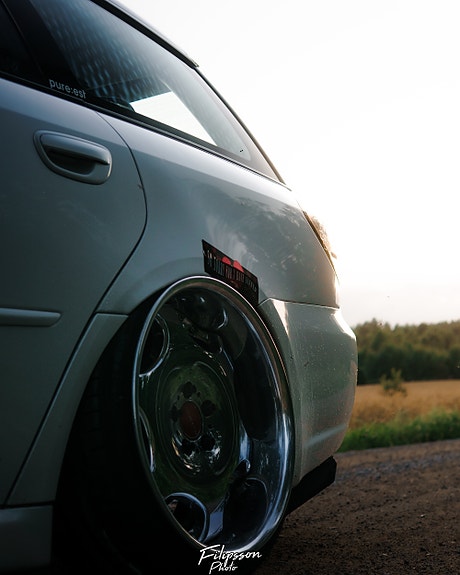 Subaru Legacy 3 of 5
