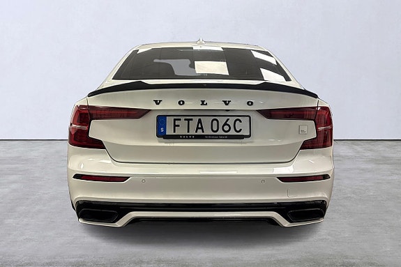 Volvo S60 5 of 5