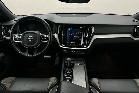 Volvo V60 6 of 30