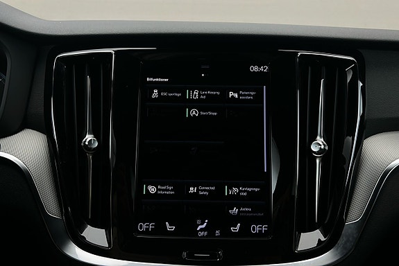 Volvo V60 25 of 30