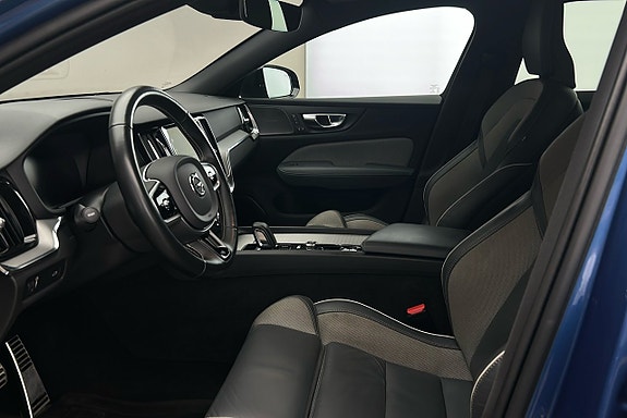 Volvo V60 10 of 30