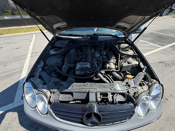 Mercedes-Benz CLK270 19 of 19