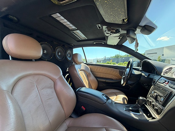 Mercedes-Benz CLK270 17 of 19