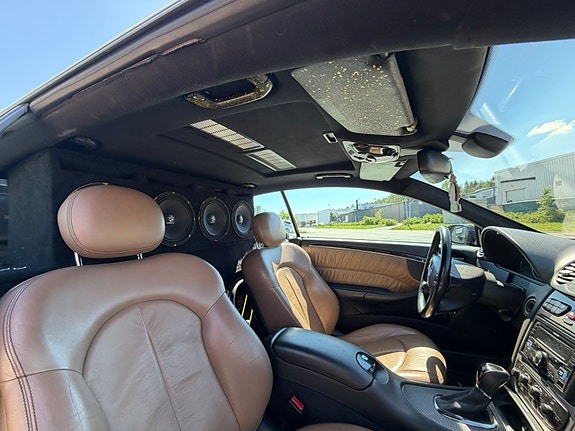Mercedes-Benz CLK270 16 of 19