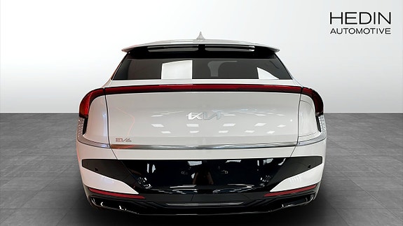 Kia EV6 5 of 5