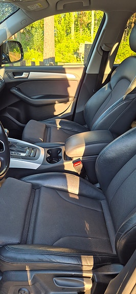 Audi Q5 3 of 5