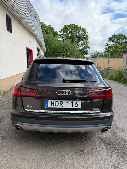 Audi A6 allroad 4 of 5
