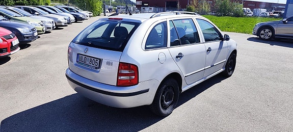 Skoda Fabia 4 of 5
