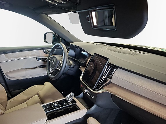 Volvo XC90 5 of 16
