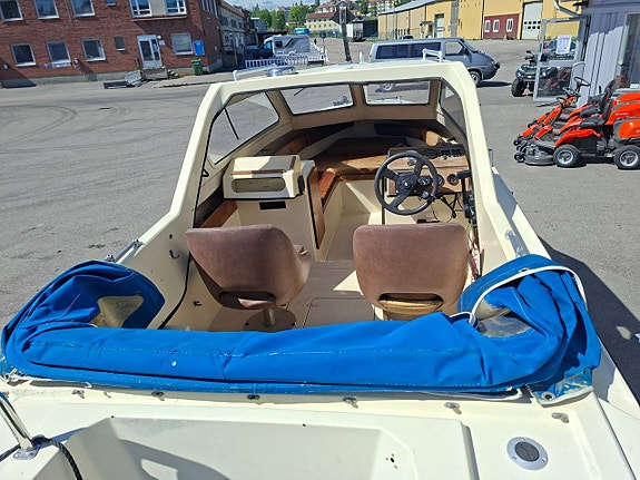 FLIPPER 570 HT SUZUKI DF 90 TLK2 2002 3 of 4