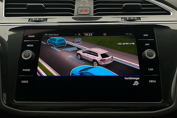 Volkswagen Tiguan 21 of 26