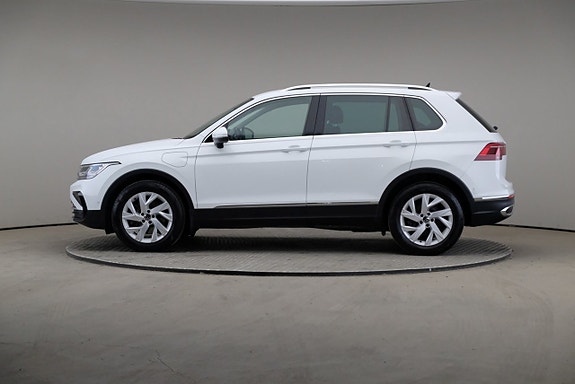 Volkswagen Tiguan 4 of 26