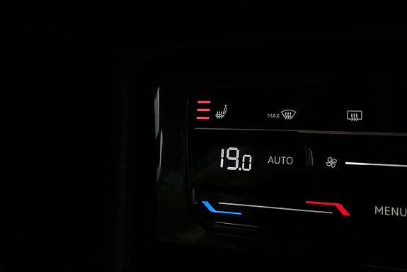 Volkswagen Tiguan 19 of 26