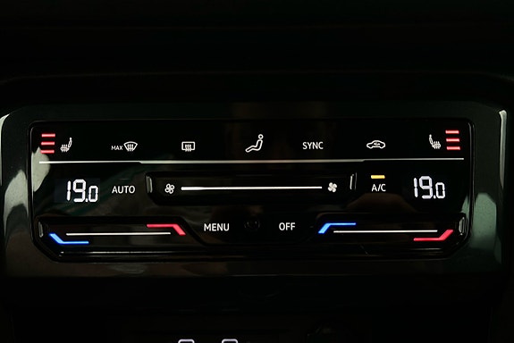 Volkswagen Tiguan 18 of 26