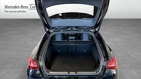 Mercedes-Benz CLA250 e 10 of 25