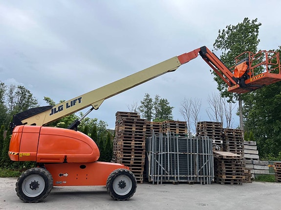 JLG 660SJ 4X4 med 22 m räckvidd