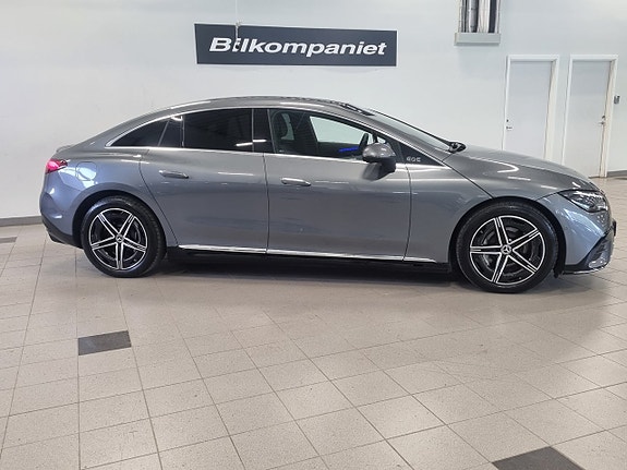 Mercedes-Benz EQE350 2 of 5