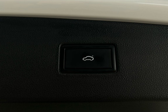 Volkswagen Tiguan Allspace 15 of 27