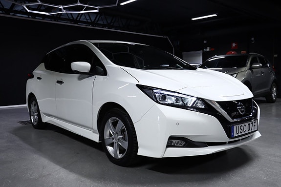 Nissan Leaf 6 of 26