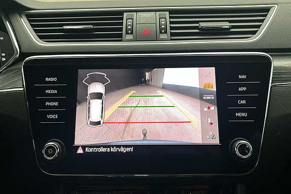 Skoda Superb 29 of 30