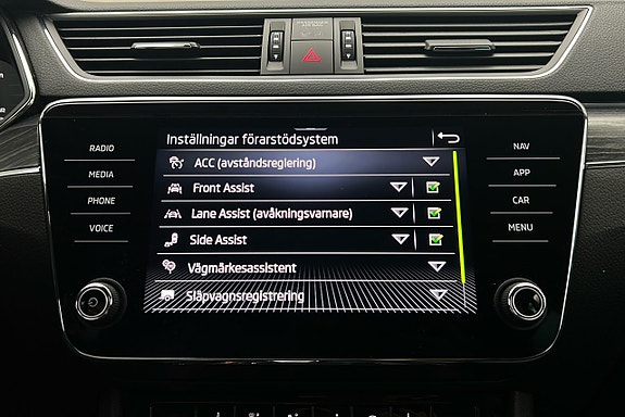 Skoda Superb 26 of 30
