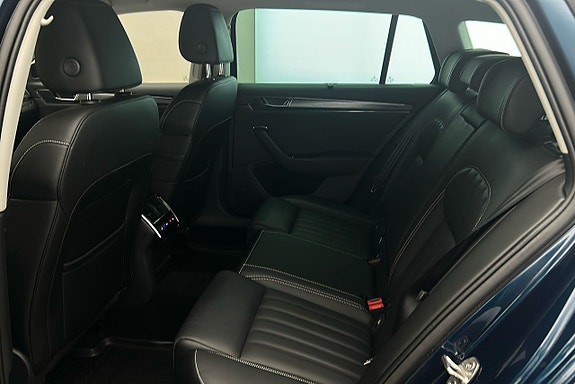 Skoda Superb 13 of 30