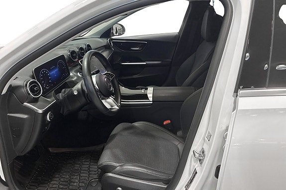 Mercedes-Benz C300 e 10 of 14