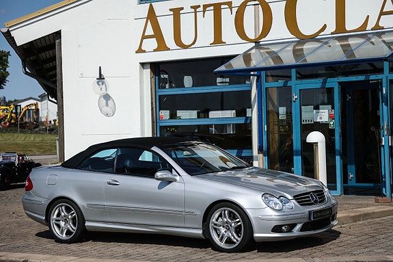 Mercedes-Benz CLK55 11 of 24