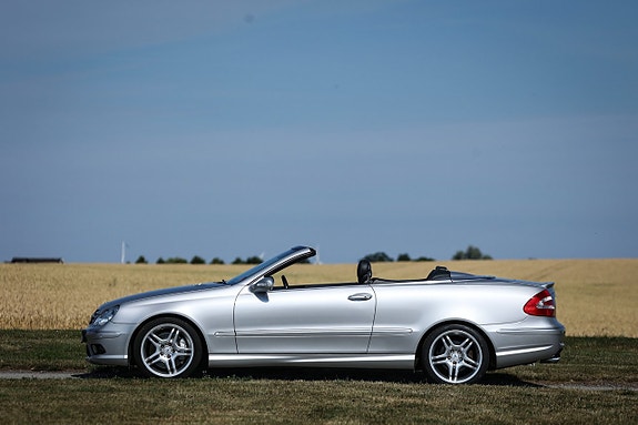Mercedes-Benz CLK55 13 of 24