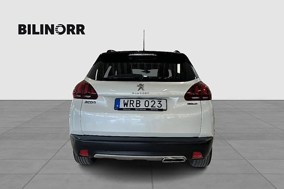 Peugeot 2008 4 of 5