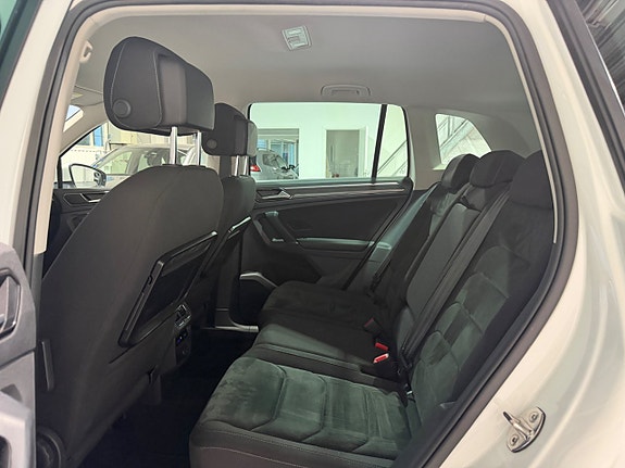 Volkswagen Tiguan 15 of 17
