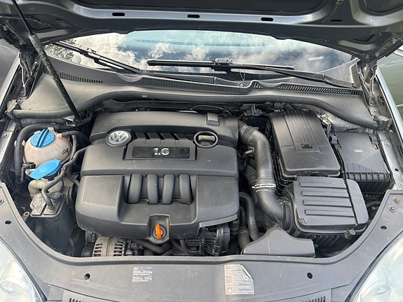 Volkswagen Golf IV 10 of 14