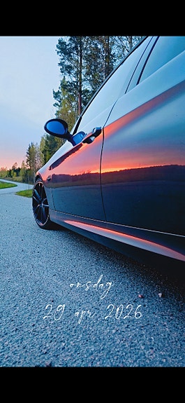 BMW 330xd 3 of 5