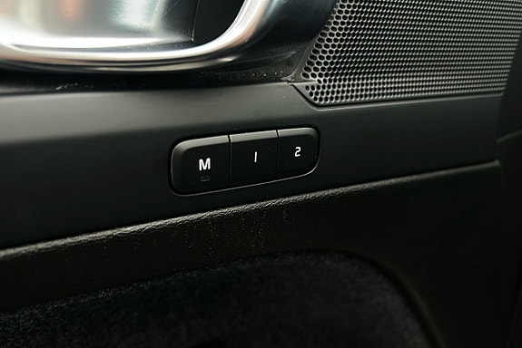 Volvo XC40 19 of 27