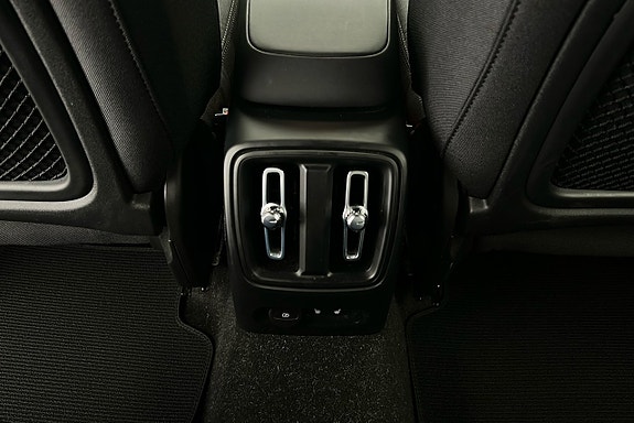 Volvo XC40 22 of 27